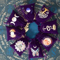 Samt-Mond-Sonne-Tarot-Aufbewahrungstasche, Brettspielkarten, bestickter Kordelzugbeutel, Hexerei für Altar-Tarot-Beutel