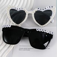 2pcs Heart-Shaped Classic Bridal and Groom Glasses Stylish Design Perfect for Black and White Wedding Party Accessories