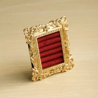 Vintage Gold Ring Display Stand Velvet Organizer Baroque Design Suede Earring Tray Photo Frame Ring Holder Jewelry Display Rack