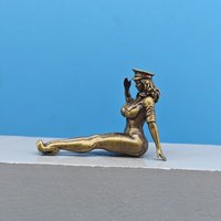 Solid Brass Miniature Girl Figurine Retro Vintage Metal Statue Tiny Desk Decor Collectible Ornament Home Office Car Decoration