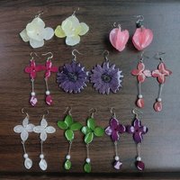 Elegant Preserved Flowers Earrings Natural Hydrangeas Pressed Flower Earrings Epoxy Resin Dried Flower Custom Earring Wholeslae