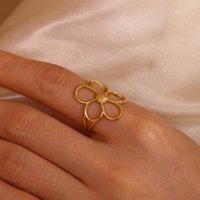 Hollow Flower Bague Gold Color Rings For Cute Women Elegant Stainless Steel Daisy Petals Ring Jewelry Romantic Proposal Gifts