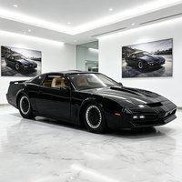 JADA 1:24 Knight Rider K.I.T.T. KITT 1982 Alloy Car Diecasts & Vehicles Car Model Miniature Scale Model Car For Collection Gift