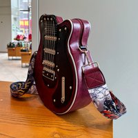 2024 Niche Guitar Shaped Y2K Style Bag, Novelty Crossbody Bag, Rivets Decor Trendy Shoulder Bag