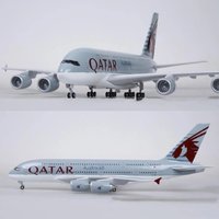1/160 Scale A380 Qatar Airline Die-Cast Airplane Model 45.5cm with Light & Wheels Resin Collectible Aircraft Model