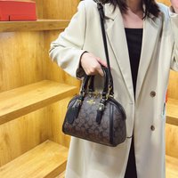 Minimalist Luxury Diaper Bags For Women Simple Elegant Leather Tote Bag Vintage Designer Trendy Commuter Bag