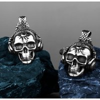 Stainless Steel Rock Pendant Men's Music Skull Headphones Motorcycle Punk Gothic Versatile Sweater Chain Jewelry Gift Wholesale