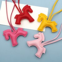 Fashion Horse Keychain All-around PU Leather Horses Embellishment for Female Car Key Chain Handbag Decoration Jewelry Gifts