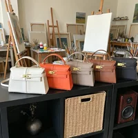 Famous design women's chain strap crossbody bag luxury casual handbag fashionable shoulder bag daily use
