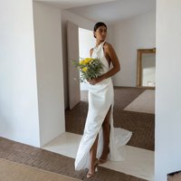 Minimalist Halter Neck Silk Satin Wedding Dress Backless Bow Detail High Slit Mermaid Sweep Train Simple Elopement Bridal Dress