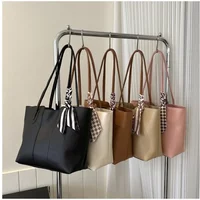 Simple Commuter Large-capacity Bag Women's Korean Fashion Tote Bag Spring and Summer Niche Texture Shoulder Handbag