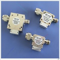 Schutzinstrument HF-Koaxialisolator mit mehreren Frequenzbändern, erhältlich für 300 MHz–6 GHz