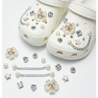 2026 Summer Luxury Shoe Charms Set Accessories for Clogs Diamond Butterfly Flower Pearl Chain DIY Shoes Decorations Girl Gift
