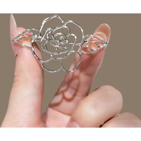 Korean Fashion Metal Hollowed Out Rose Brooches For Women Elegant Camellia Flower Badge Pins Clothing Accessories Friend Gift