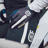 AliExpress moto breathable thin cycling gloves, outdoor sports sunscreen classic, simple and versat Long finger wear gloves