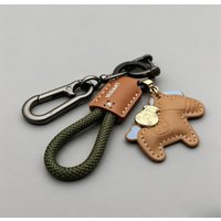 Genuine Leather Car Keychain Minimalist Key Holder with Premium Strap Durable Key Ring for Men Women Couple Gift