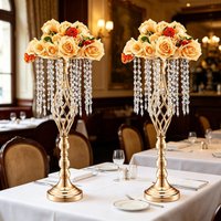 Elegant Tall Gold Crystal Flower Holder Luxurious Twisted Metal Vase Centerpiece with Hanging Beads for Wedding Home Table Decor