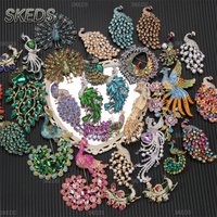 SKEDS 2026 Summer New Design Peacock Brooch Luxury Jewelry Women's High-End Exquisite Pin Animal Series Badges Wedding Corsage