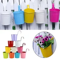 Fashion Metal Iron Flower Wall Hanging Flower Plants Pot Hook Bucket Tin Garden Planter Pots Balcony Hanging Succulent Basket