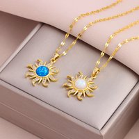 New In Sun Totem Pendant Stainless Steel Necklaces For Women Female Daily Wear 18K Gold Plated Clavicle Chain Jewelry Wholesale