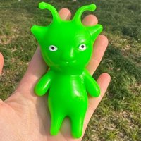 Squishy Alien Cat Squeeze Toy Kawaii Soft Alien Kitty Sticky Stress Relief Fidget Toy for Friend Anxiety Relaxation Squeeze Gift