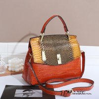 2026 New Handbag Crocodile Pattern Women's Bag Single Shoulder Crossbody Bag Fashionable, Versatile, Atmospheric Texture Mom Bag