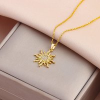 New In 18K Gold Plated Micro Inlaid Zircon Sun Pendant Necklaces For Women Fashion Female Stainless Steel Clavicle Chain Jewelry