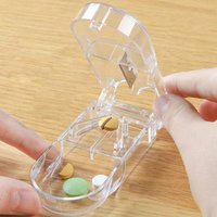 Rectangular Transparent Medicine Cutter Small Pill Compartment Storage Box Portable Home Medicine Pill Holder Cutter Box FYQ010