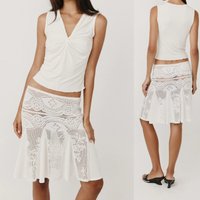 Wj Twisted V-Neck Sleeveless Top with Hollow-Out Crochet Fishtail Skirt Two-Piece Set, Hollow-Out Jacquard Flared Fishtail Skirt, Slim-Fit Waist-Cinching Tank Top, Slim-Fit Sleeveless Crochet