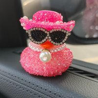 Luxury Pink Rhinestones Duck Cars Dashboard Decorations Car Rubber Duck with Diamond Cowboy Hat for Jeep Cool Car Accessories