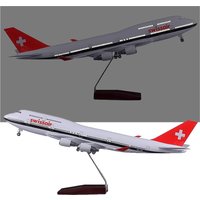 2026 New 1:150 Scale Aircraft Swiss Airlines Airways B747 Resin Model Airplane With Wheel LED Light Collection Display Gift