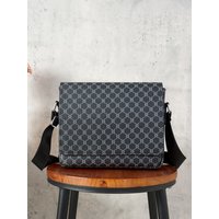 Simple Casual Flap Crossbody Bag Business Work Commuter Portable Shoulder Bag Lightweight Large Capacity Satchel Bag