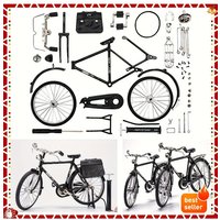 AliExpress NONE Vintage Bicycle Model Kit - with Pump & Luggage, Ideal Gift for Collectors & Home Office Decor
