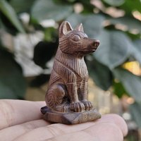 1.8 Inch Wood Carved Wolf Totem Ornament, Hand-Carved, Modern Style, Animal Theme, Suitable for Christmas Decorations, Creative Desktop Ornaments, Indoor Decorations, Study Room, Back-To-School Season