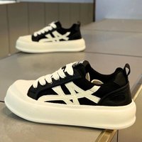 Men's lightweight breathable casual shoes, a pair of outdoor sports running shoes men's shoes