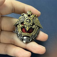 1Pc Russian Double Headed Eagle Shield Medal Brooch Film and Television Props Emblem Commemorative Collection Ornaments