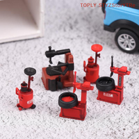 1:64 Simulation Oil Collector Miniature Tire Picker Model Repair Workshop Scene Prop Model Accessory Parking Lots City DIY Model