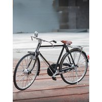 AliExpress MAKEDA 1:6 Scale Vintage Bicycle Toy Model Cars Metal Diecast Rubber Tires Alloy Body Front Steering High Simulation Bike Festival Gift