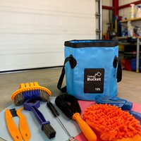 9PCS Bike Cleaning Kit Comprehensive Bicycle Maintenance Set with Chain Cleaners Sprocket Scrubbers and Brushes Foldable Bucket