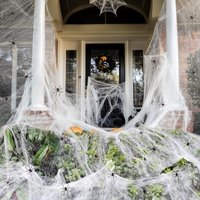 200 Quadratische Spinnennetze, Halloween-Dekoration mit gefälschten Spinnen, super dehnbare Spinnweben für Halloween-Partys im Innen- und Außenbereich