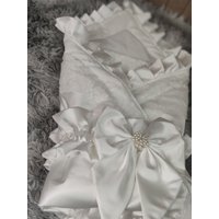 Luxury Soft Satin Wedding Fabric Infant Swaddle Blankets Soft Baby Girls Boys Stroller Wraps With Sash White Christening swaddle