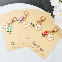 4pcs/8pcs Tulip flower keychain with a thank-you card, perfect for birthdays, parties, and commemorative gifts.