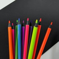 Fluorescent Colored Pencil - Soft Core Suitable for Adult Coloring Books, Bright Colors, Ideal for Artists and Beginners To Use