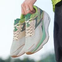 Men's Casual and Comfortable Solid Color Wear-Resistant Jogging Shoes Breathable and Easy-To-Wear Sports Shoes Non-Slip