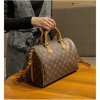 Designer Paris Letter Logo Diaper Bag For Women Elegant Vintage Leather Tote With Fashionable Crossbody And Shoulder Strap