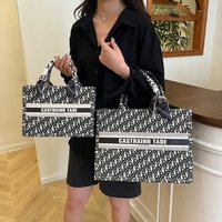 Trendy Elegant Vintage Designer Diaper Bags For Women Luxury Leather Large Capacity Minimalist Tote Bag Fashionable High-End