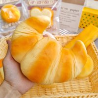Realistic Croissant Squishy Toy Creative Food Simulation Squeeze Toy Soft Sticky Stress Relief Leisure Fidget Toy