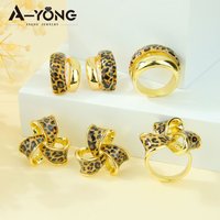 Dubai Fashion Leopard Jewelry Set 14k Gold Color Italian Geometric Earrings Ring Ethiopia Women Event Party Jewelrys