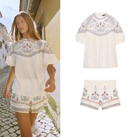 Casual High Waist Short Pants And round Neck Short Sleeve Embroidered Shirt Women's Spring Fashion Set Breathable Contrast Color