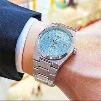 Super Player's High-End Luxury Men's Quartz Watch, Fashionable Business Casual Versatile Personality Street Style for Male Students, Popular in Europe, America, Japan, and Korea, High-End Watch That image 3